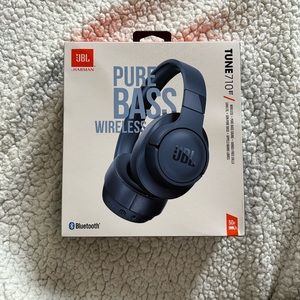 PBL Tune 710BT: Wireless On-Ear Headphones with Purebass Sound . New!
